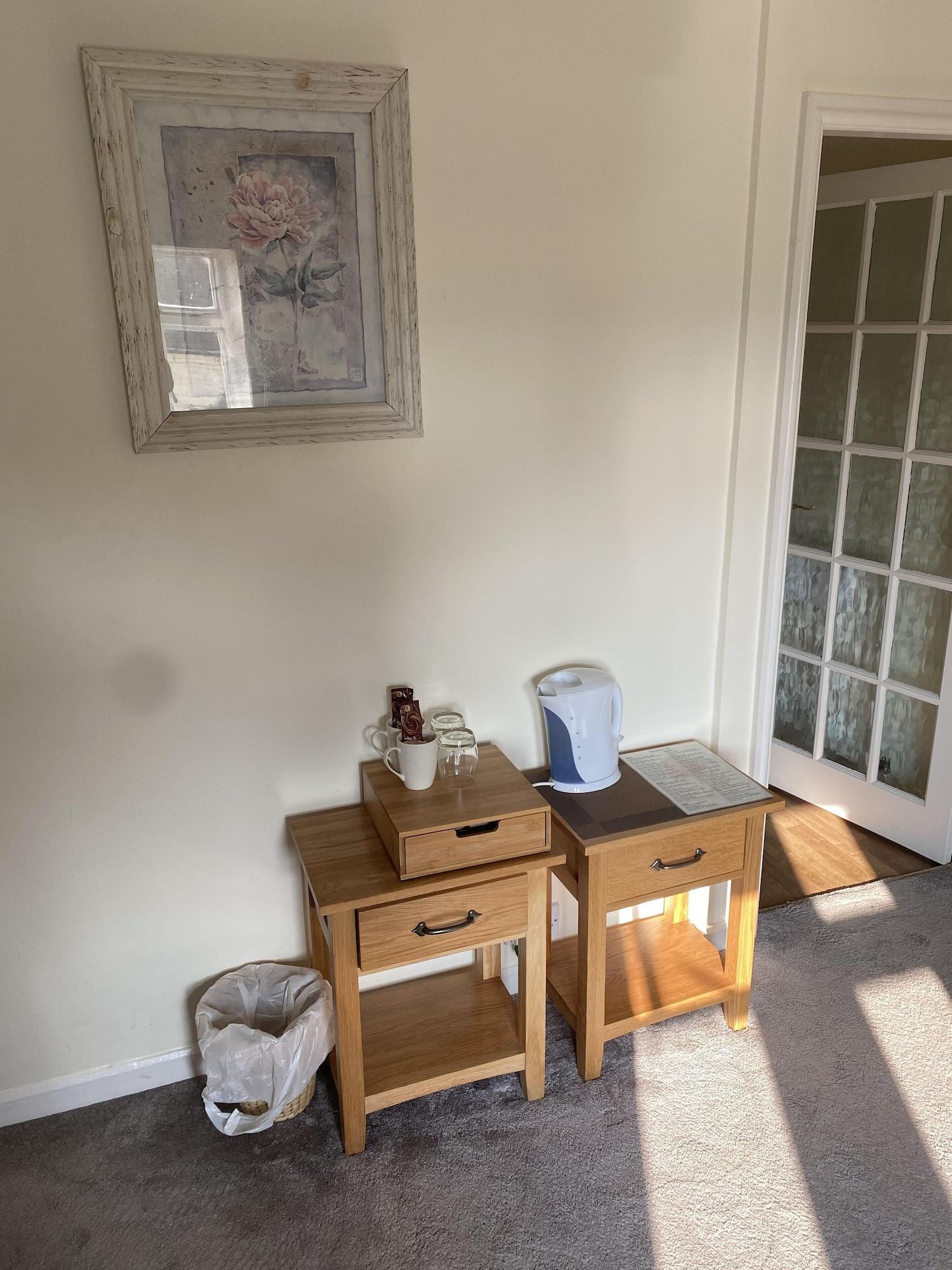 The Royal Oak Bed & Breakfast Ashbourne  Exterior photo